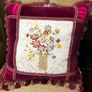 Décor Pillow